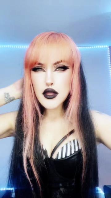 @🖤𝕷𝖎𝖓𝖉𝖘𝖊𝖞🖤