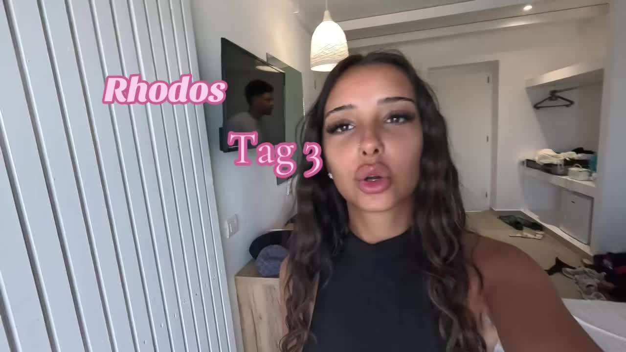 @elissa