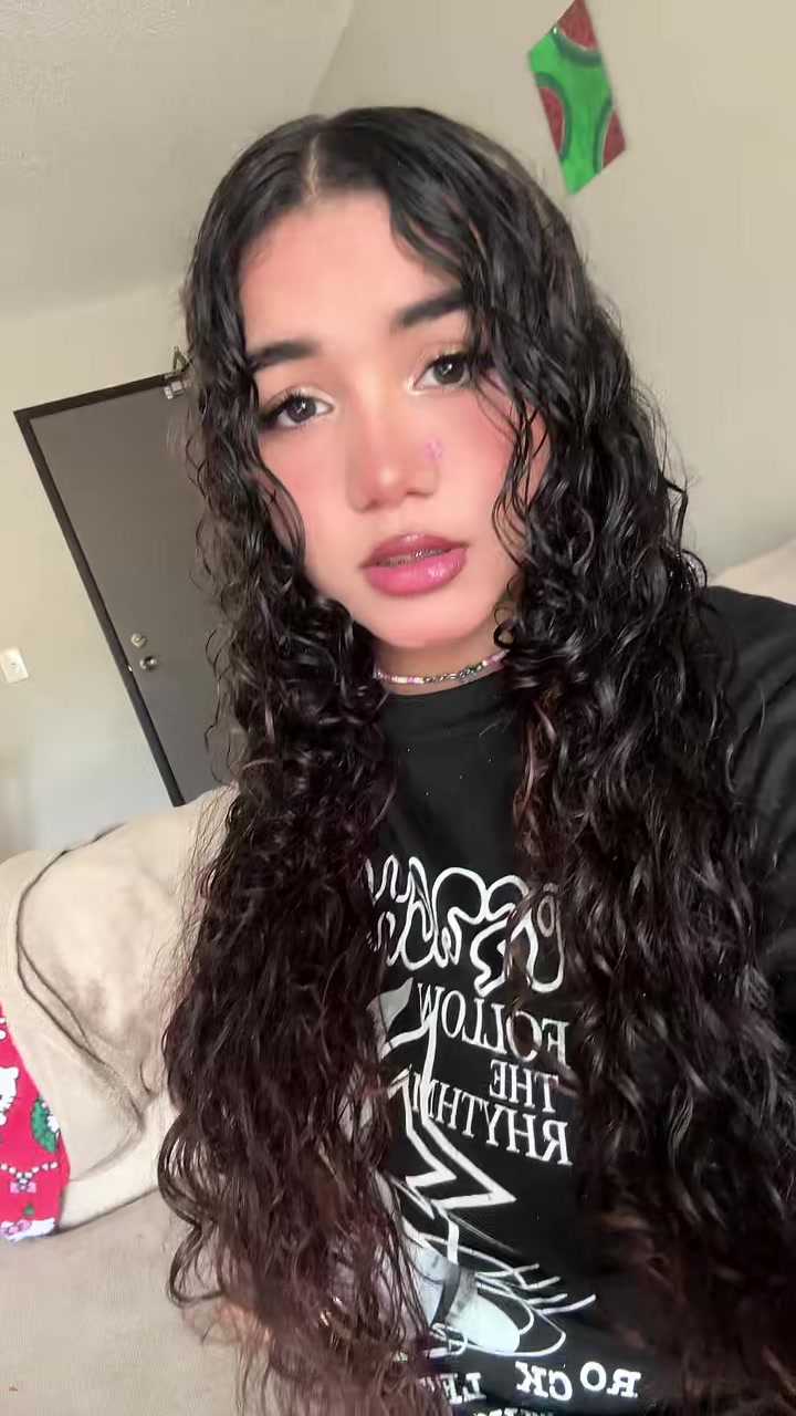 @Valentina📿🇪🇪