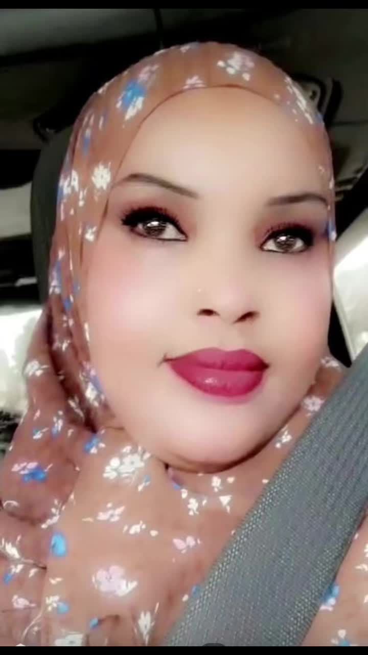 @queen is not easy