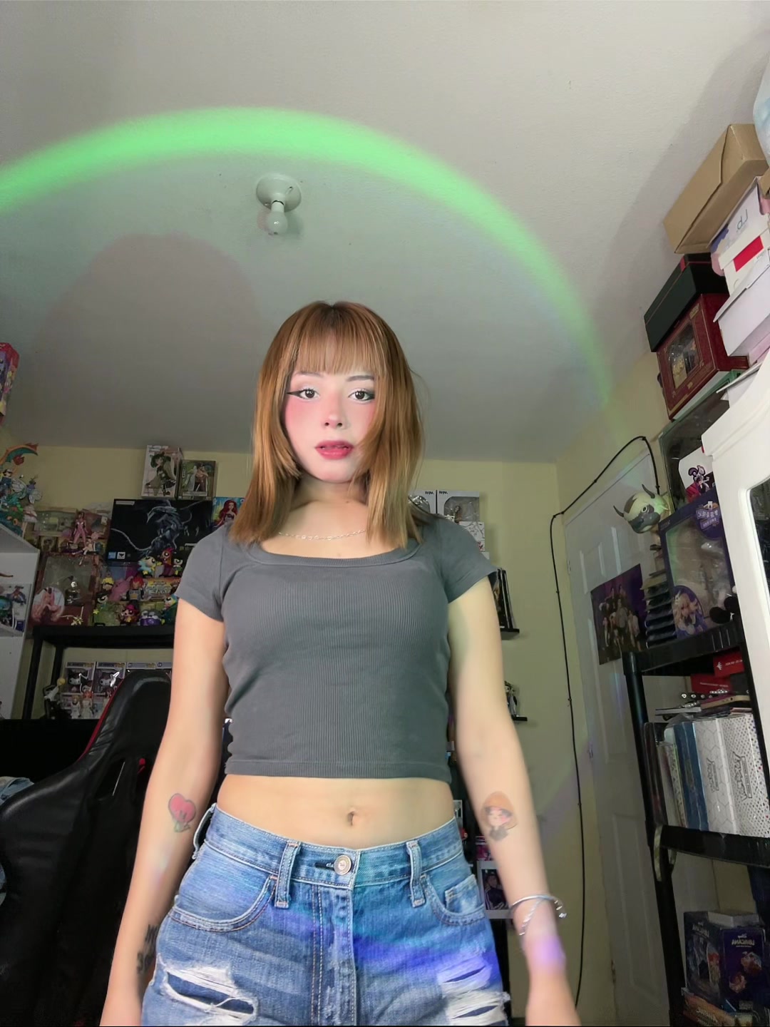 @Elcira