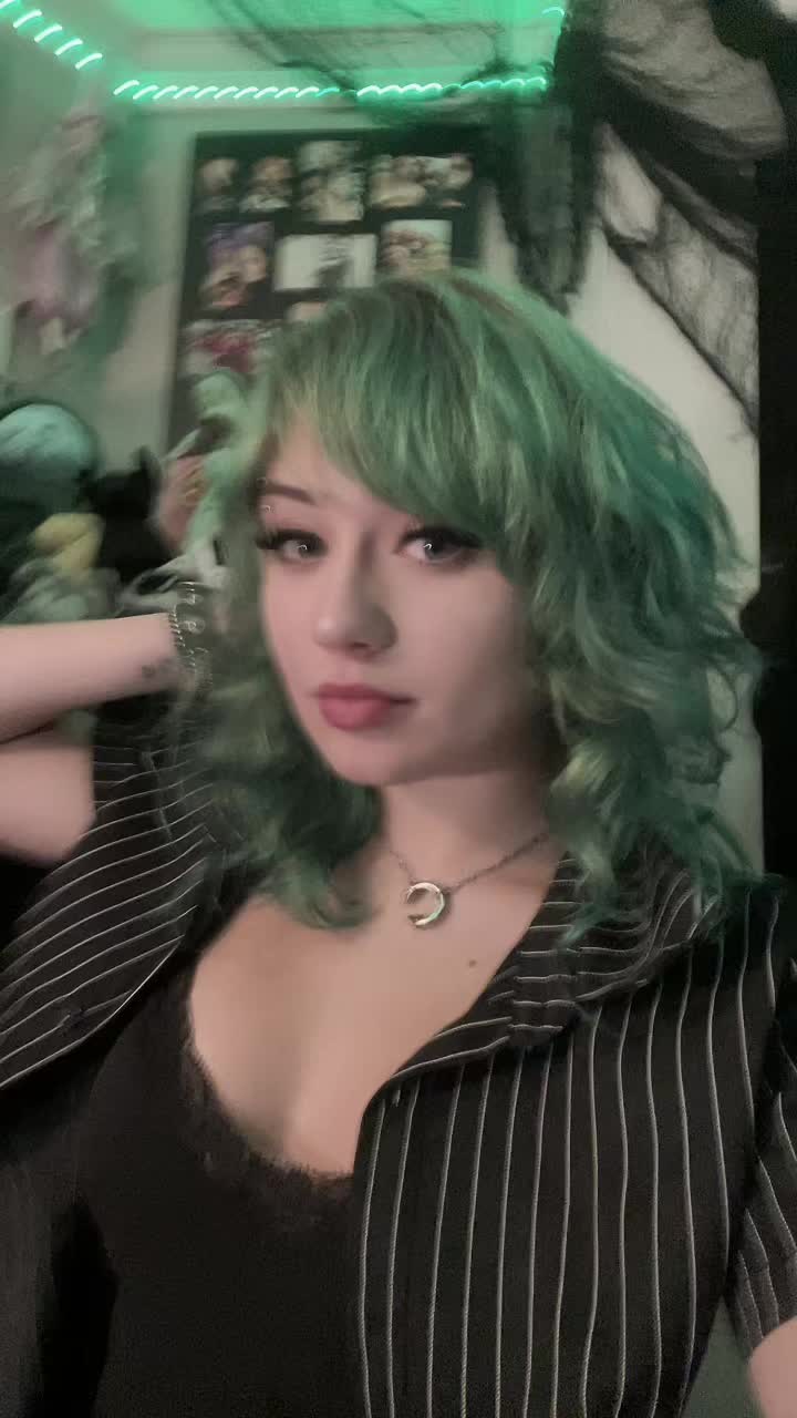 @Sarah jean 🖤