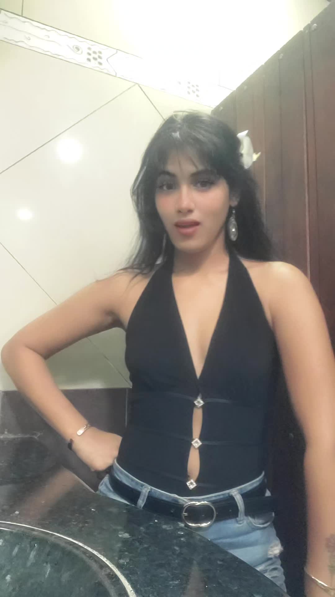 @🦋Reshma🌸
