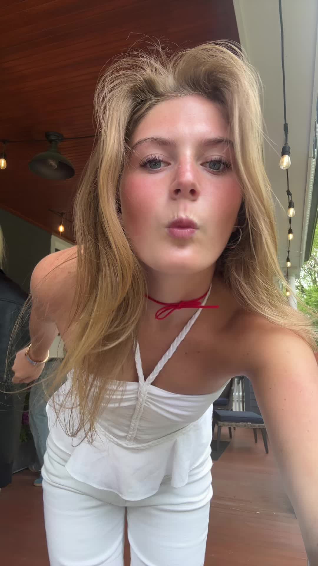 @😹