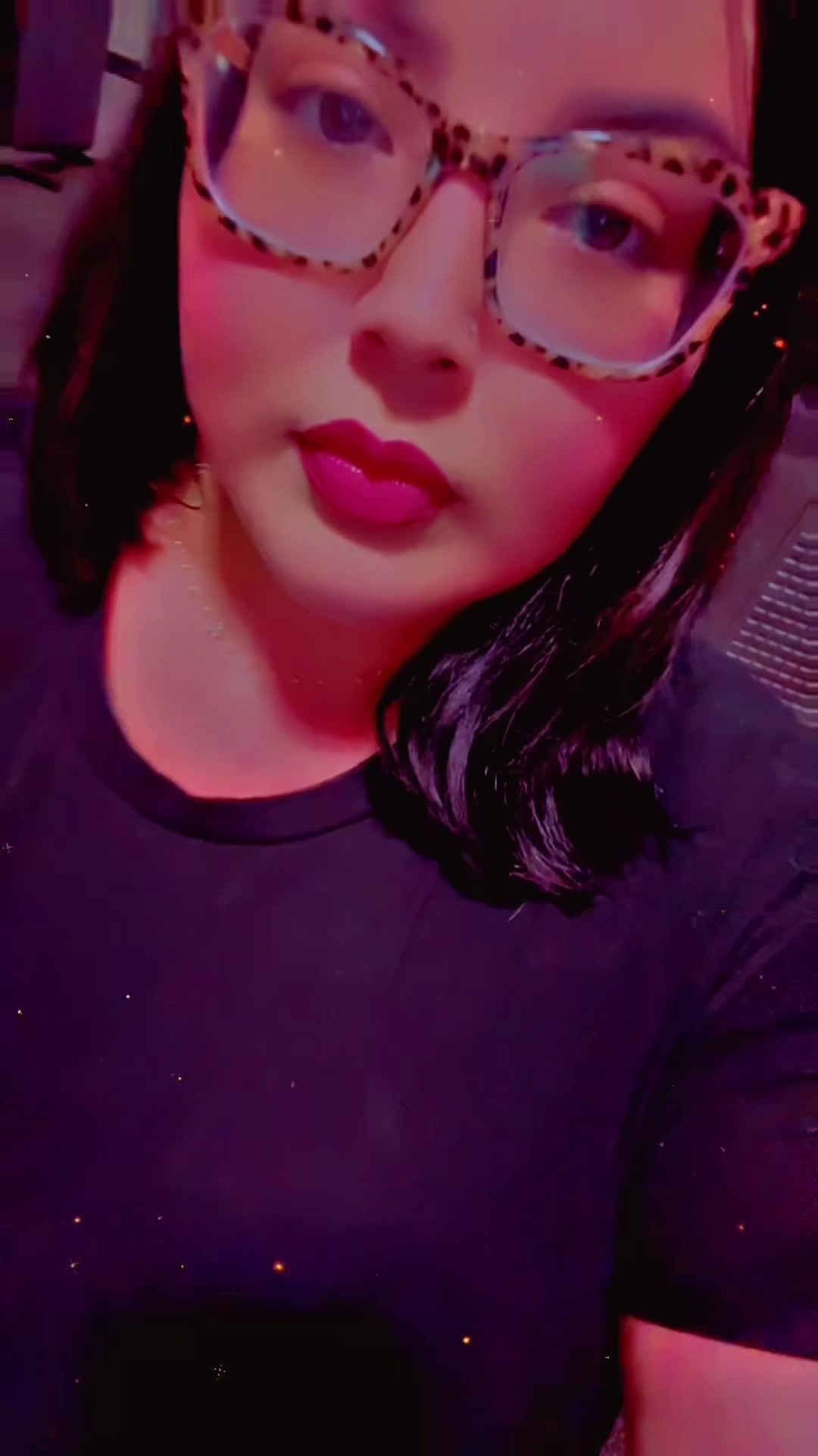 @AshleyYvette