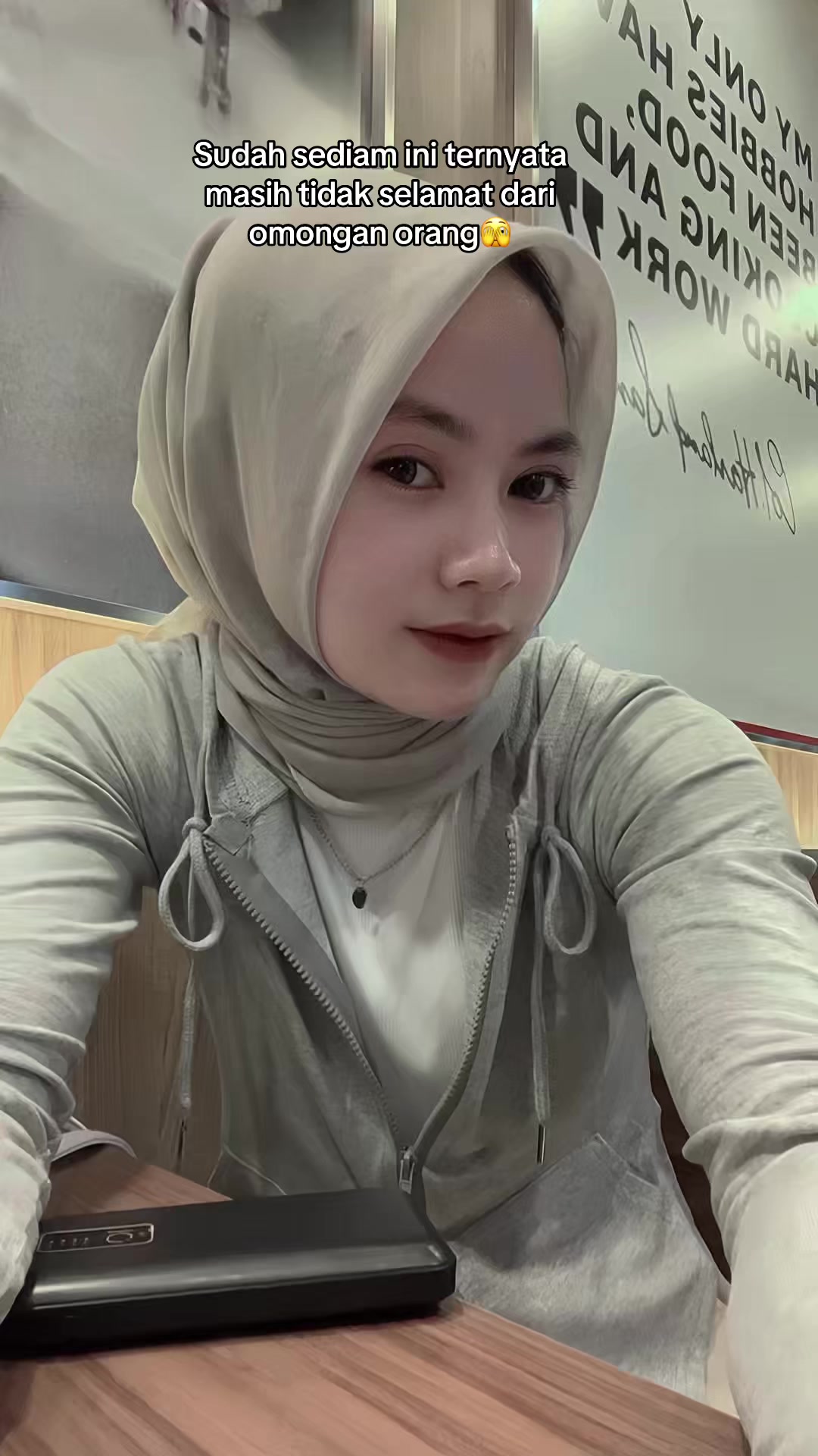 @IG:aenunmkdh_