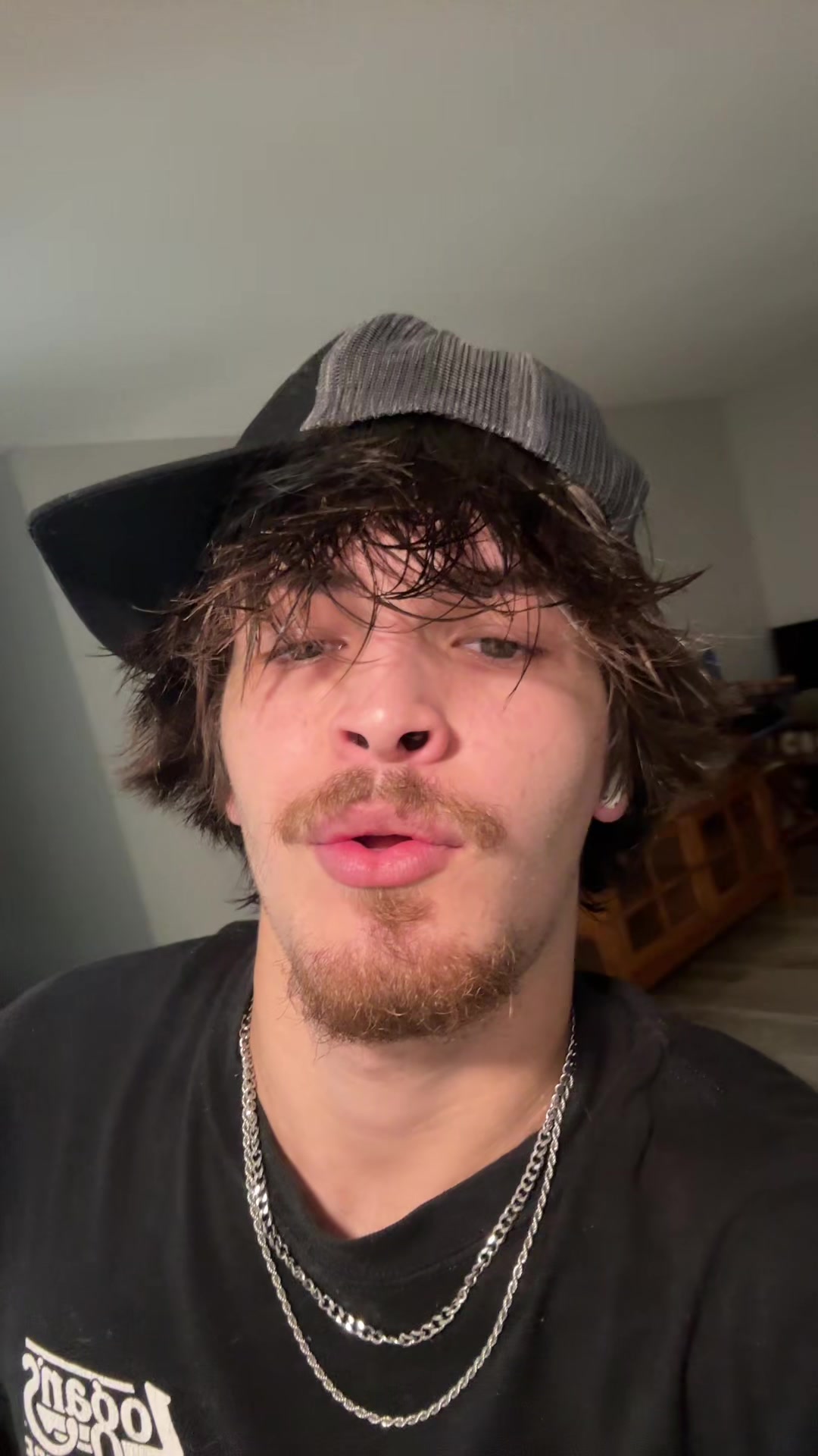 @Whiteboywitabonnet