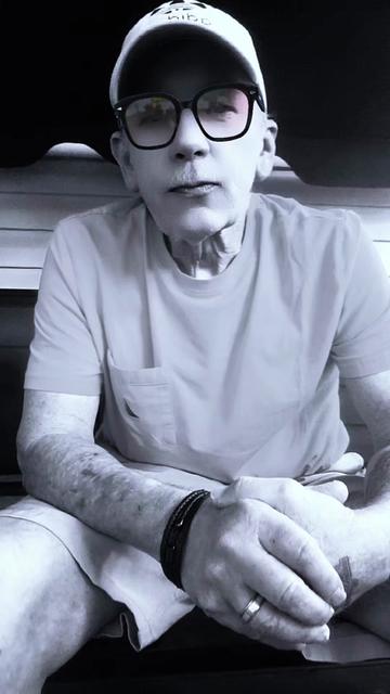@Jeffro-lung cancer warrior