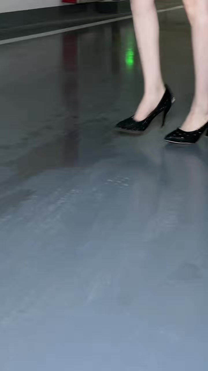 @uqyij1