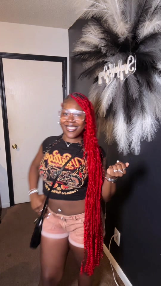 @Jayy🦋