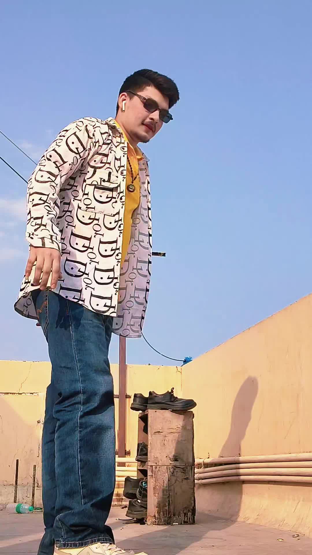@तिम्रो राजा ❣️🍁