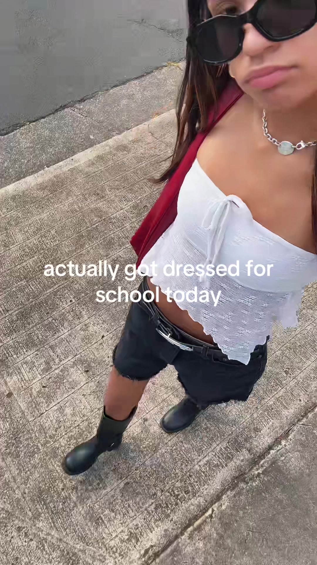@bella