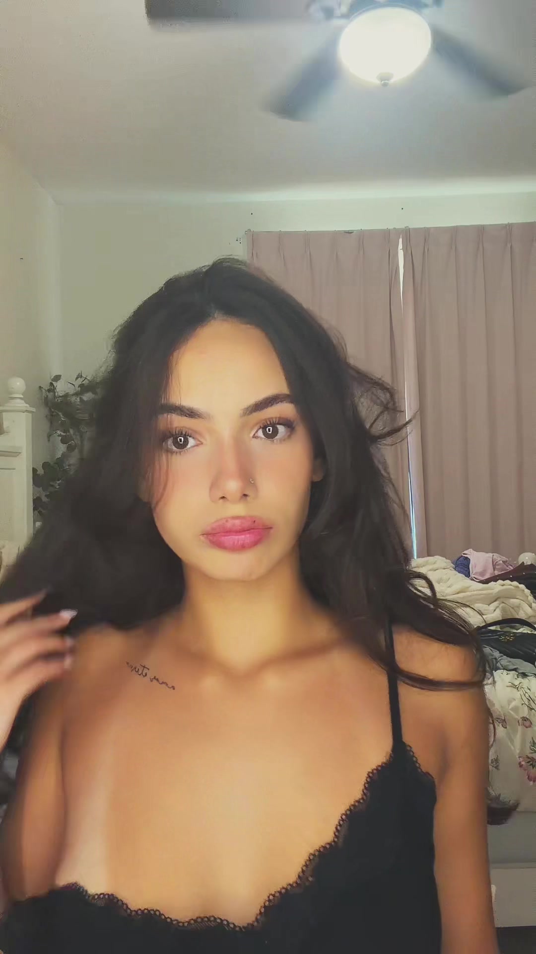 @YelloHelo