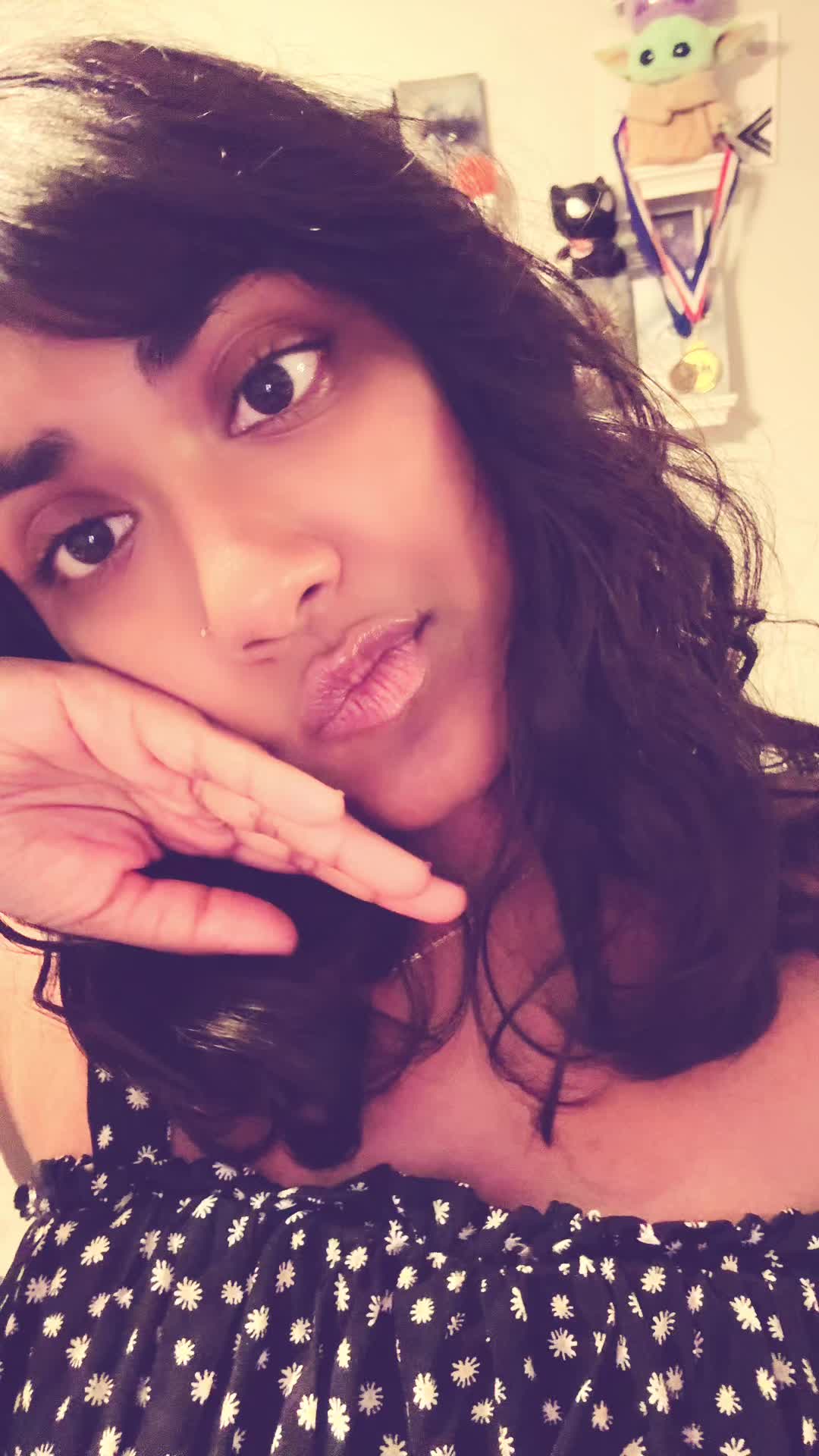 @Anisha🦦