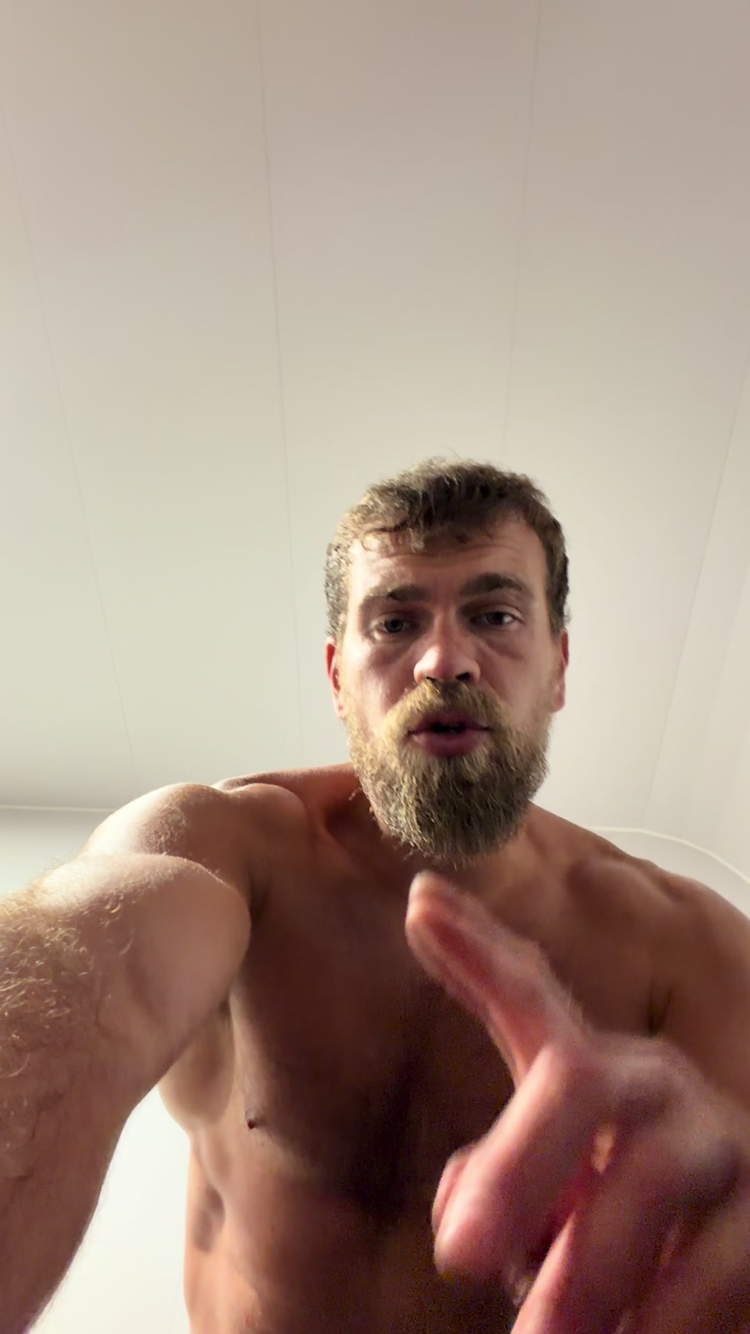 @Officialfinch93