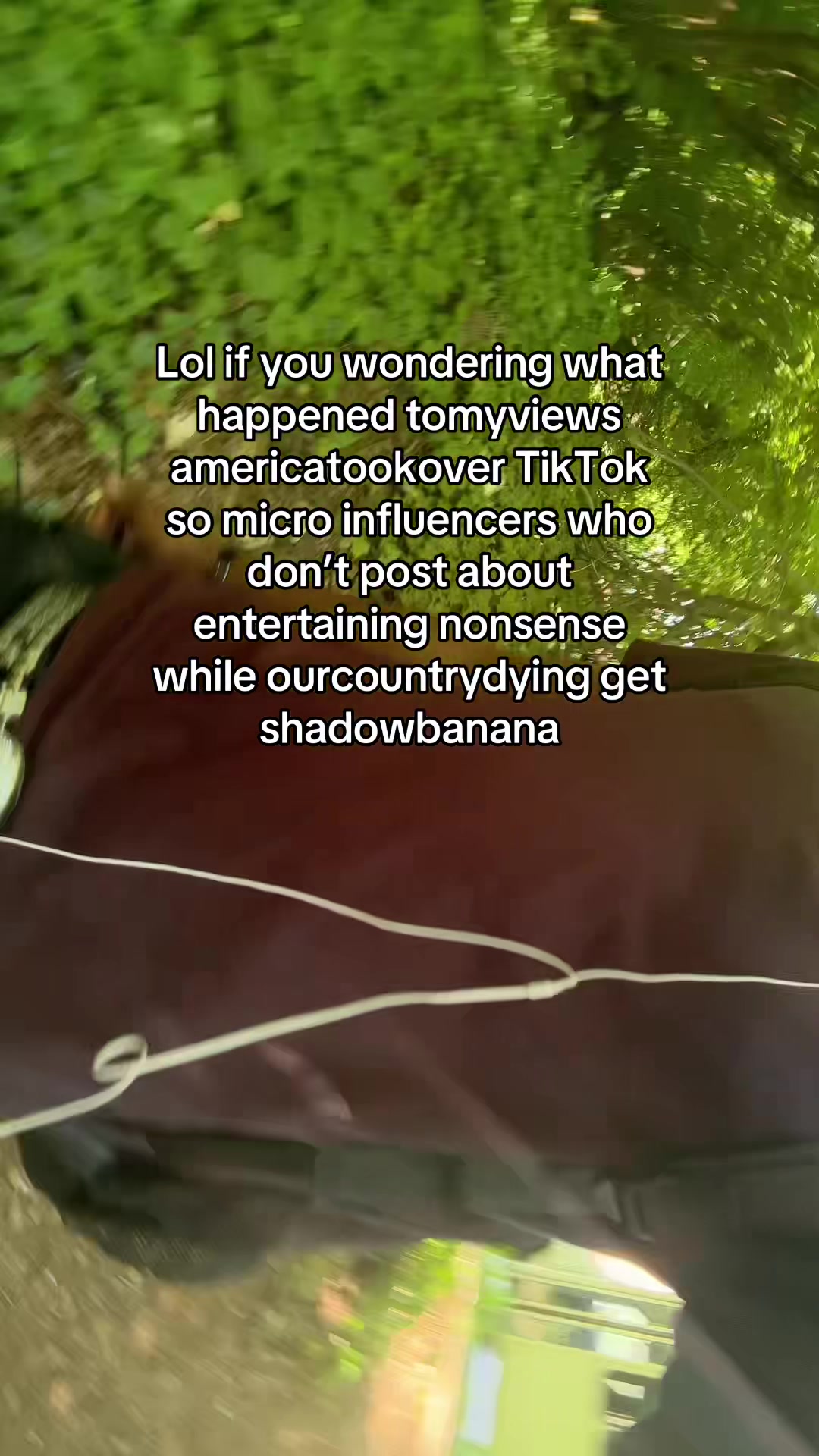 @⃟