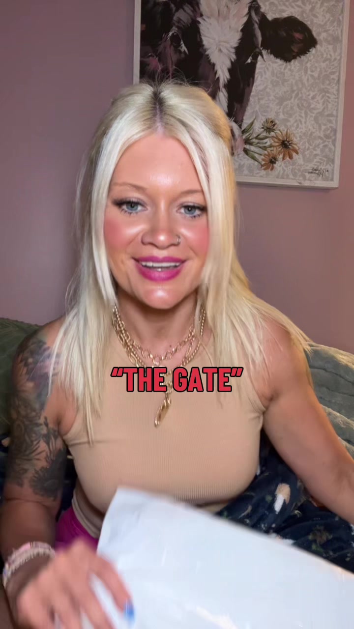 @Dorothy Renee