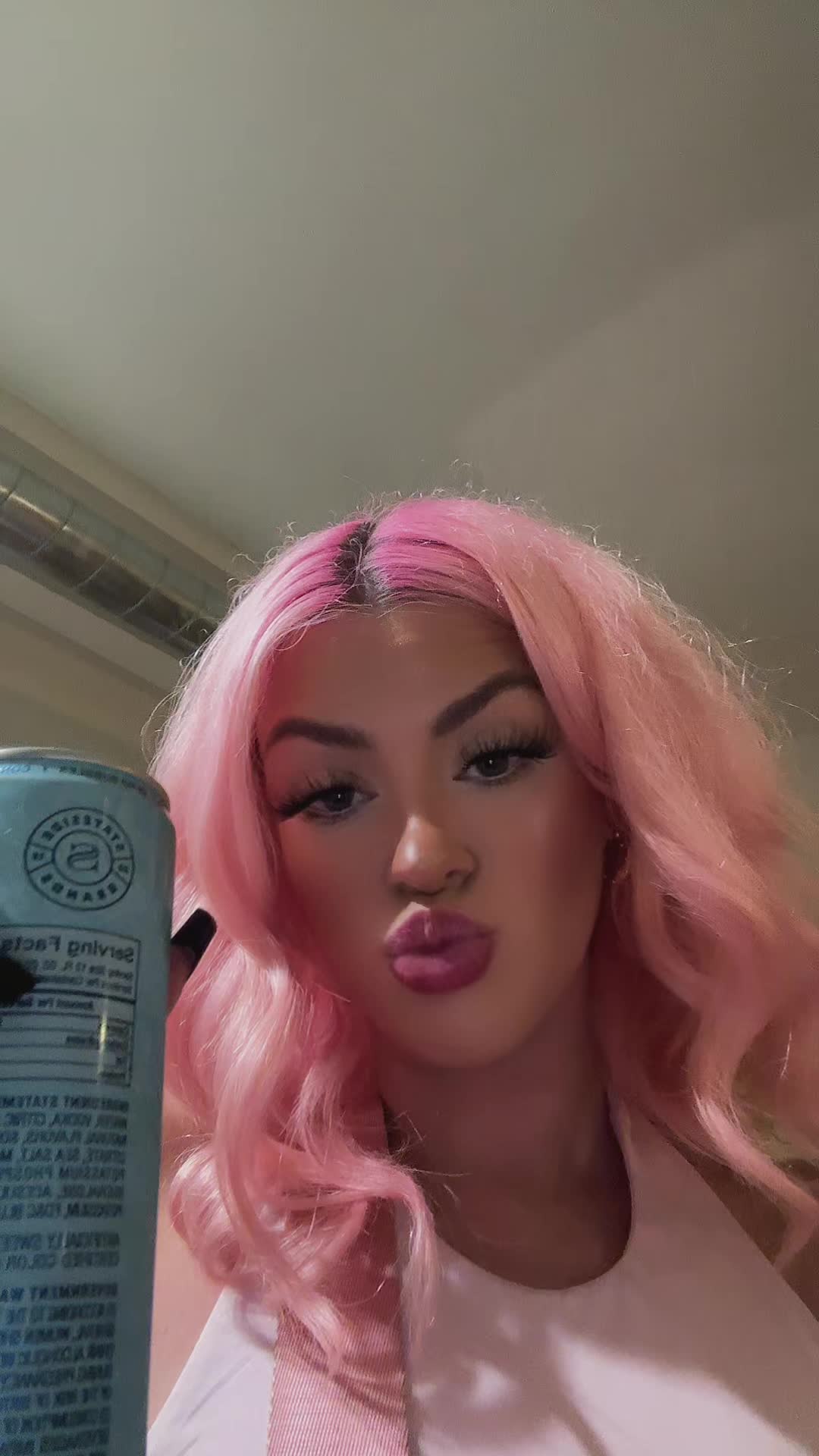 @Victoria Angelica