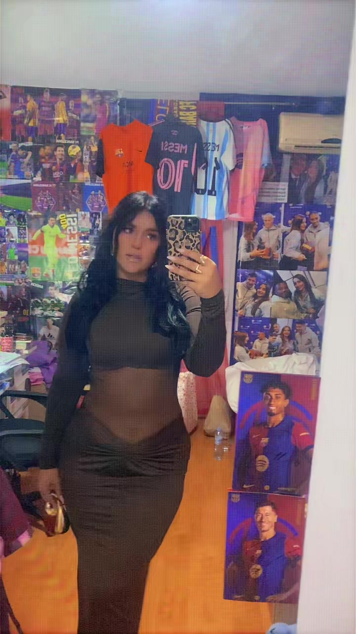 @Valentina🎀