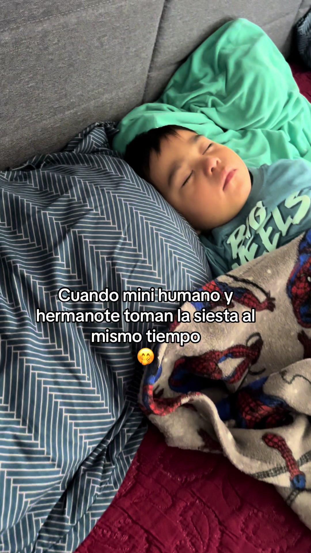 @Itzel ✨