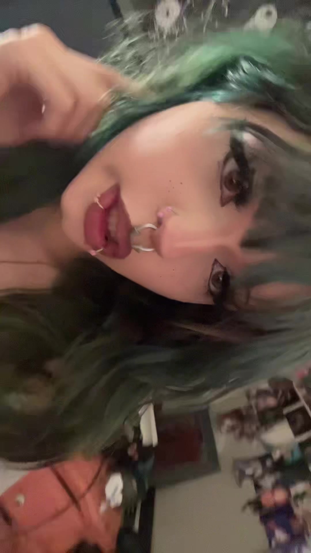 @danyka🦊