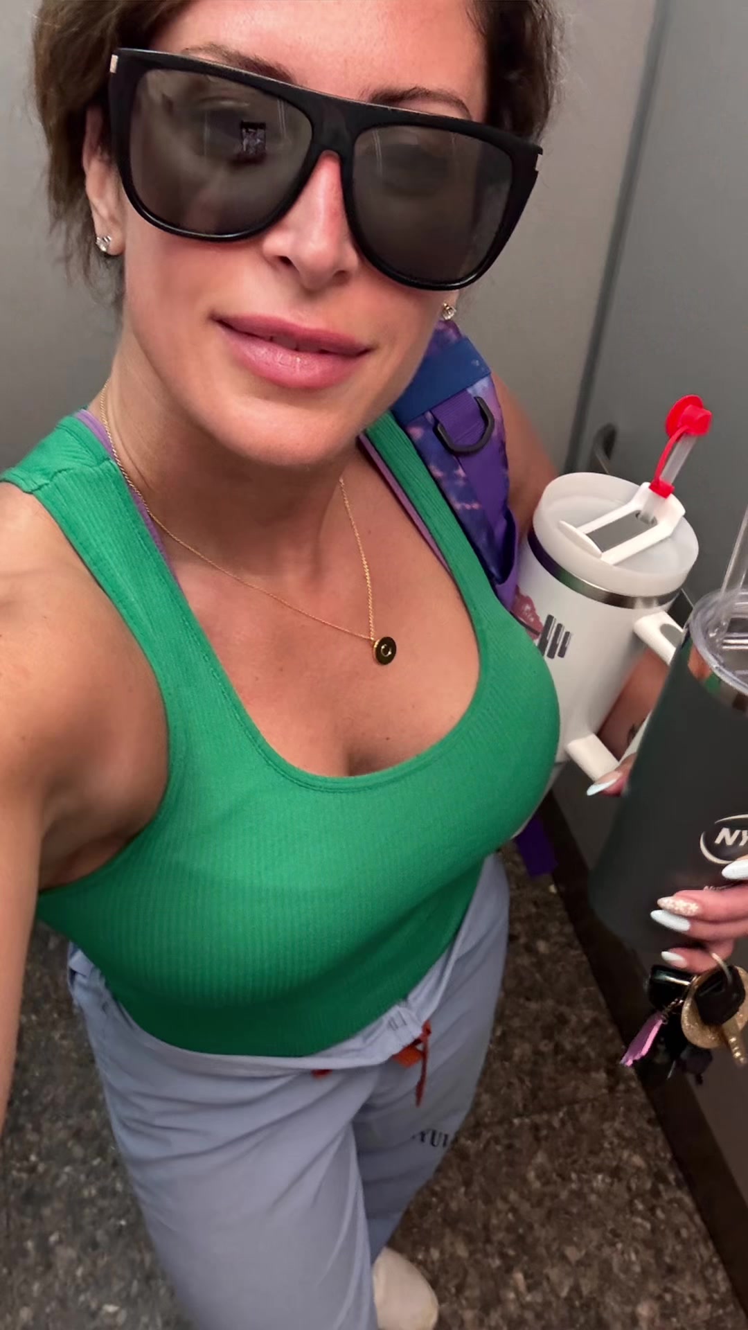 @Dana Dee68