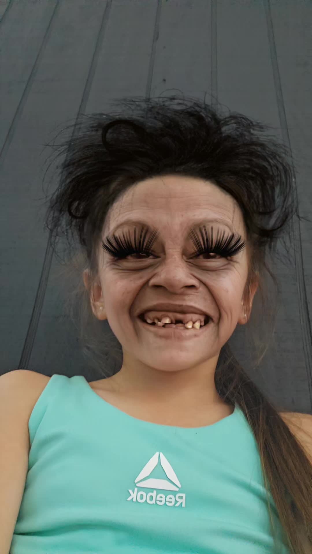 @Lyana Alicia Bena429
