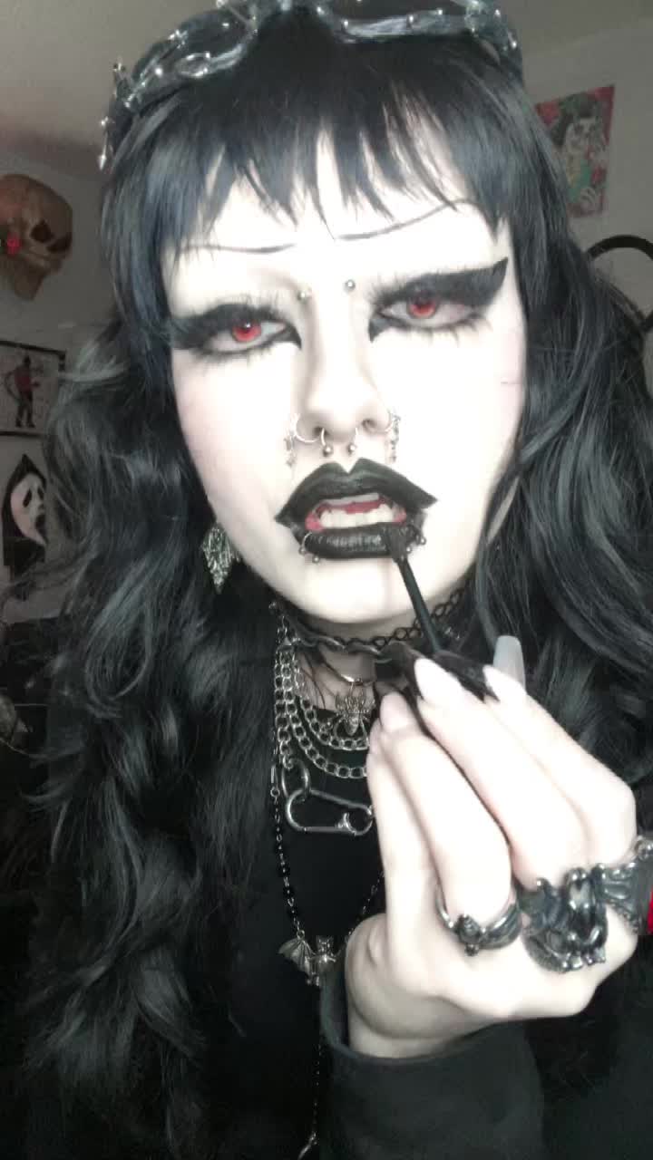 @shaenarothe