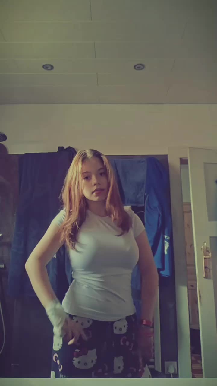 @Sophieee