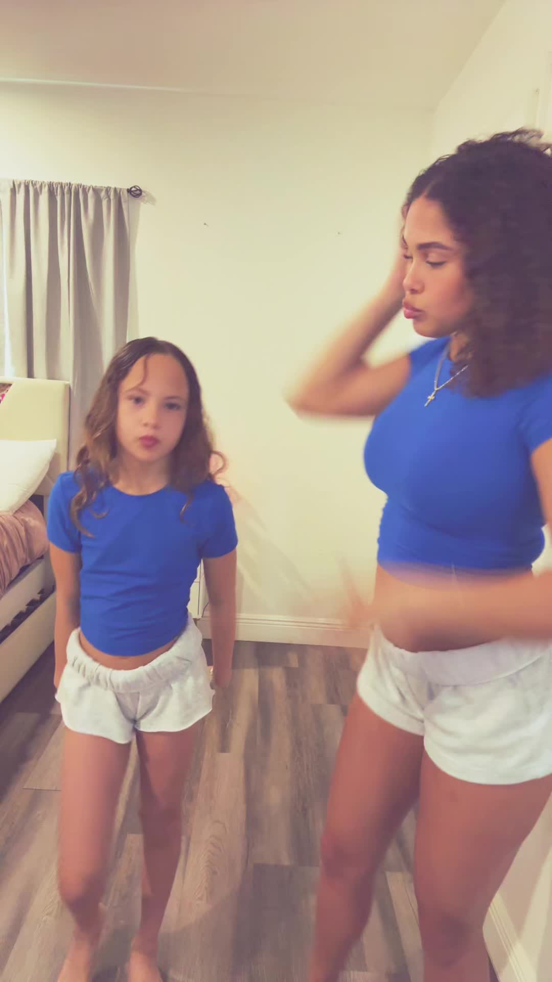 @💕miaaandbella💕