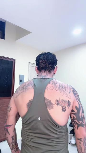 @Fitness .Gymbro🇪🇨🇺🇸