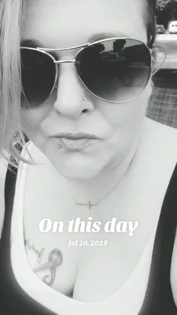 @Beautifulblueeyez
