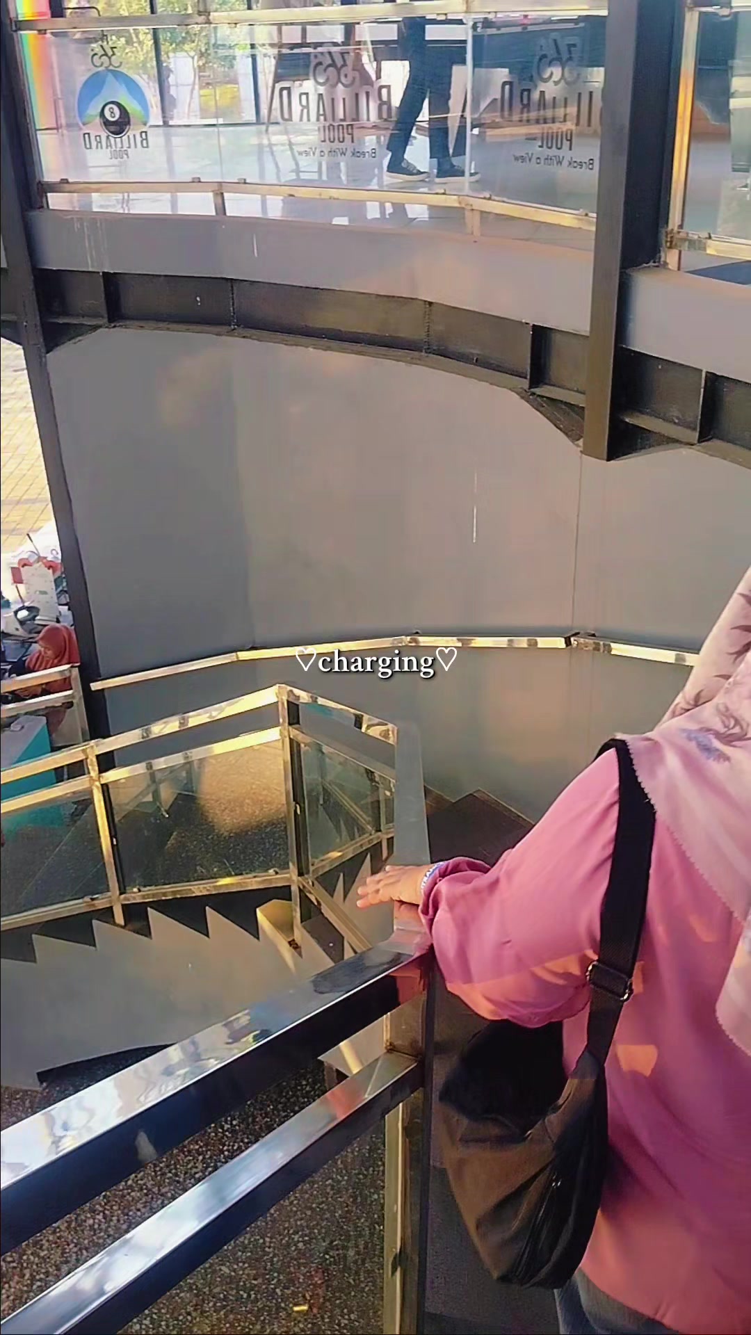 @la