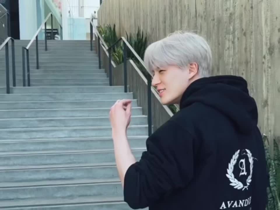 @dyz