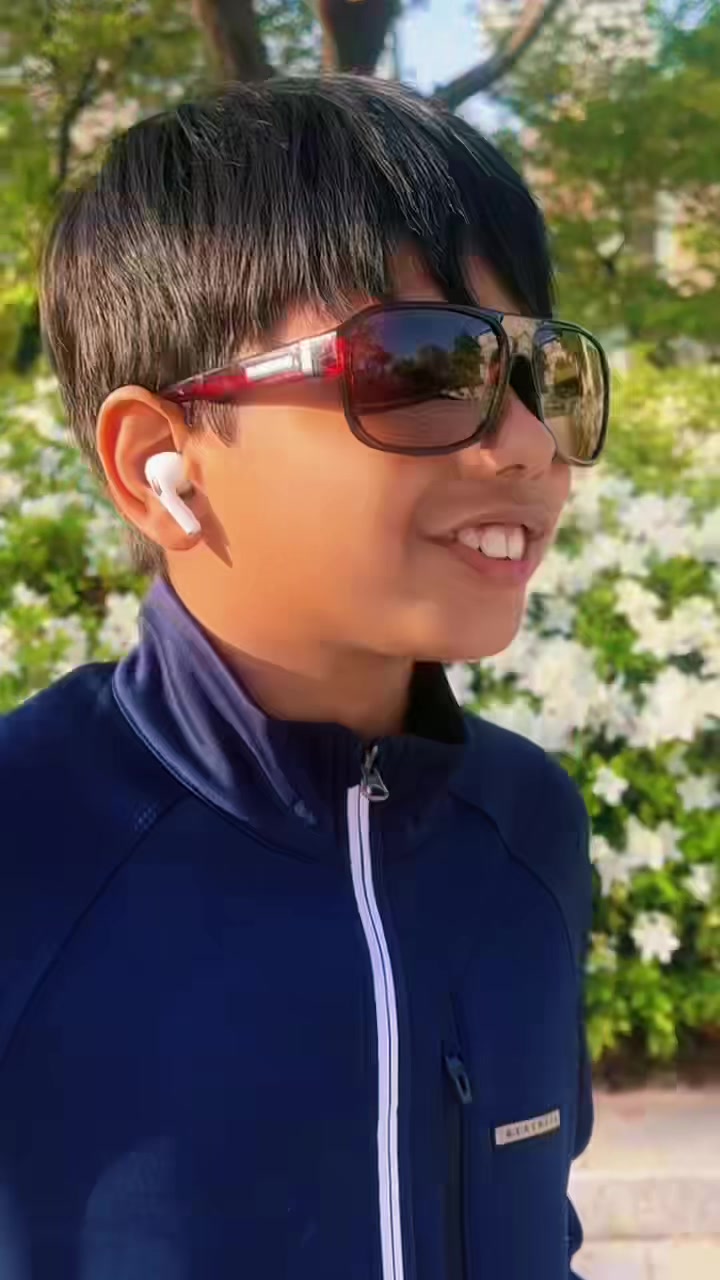 @uɐɥsoᴚ