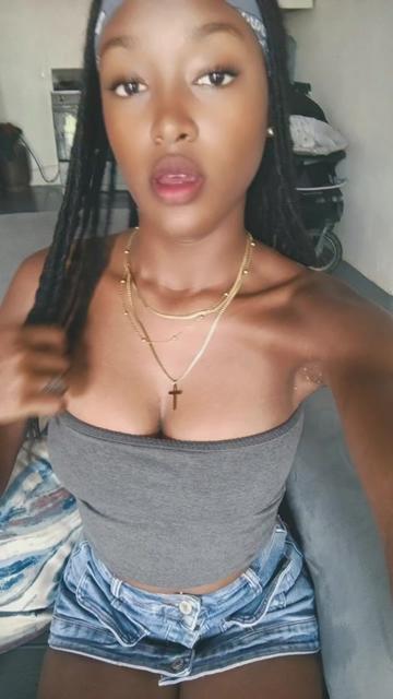 @tu_rasta💋👅