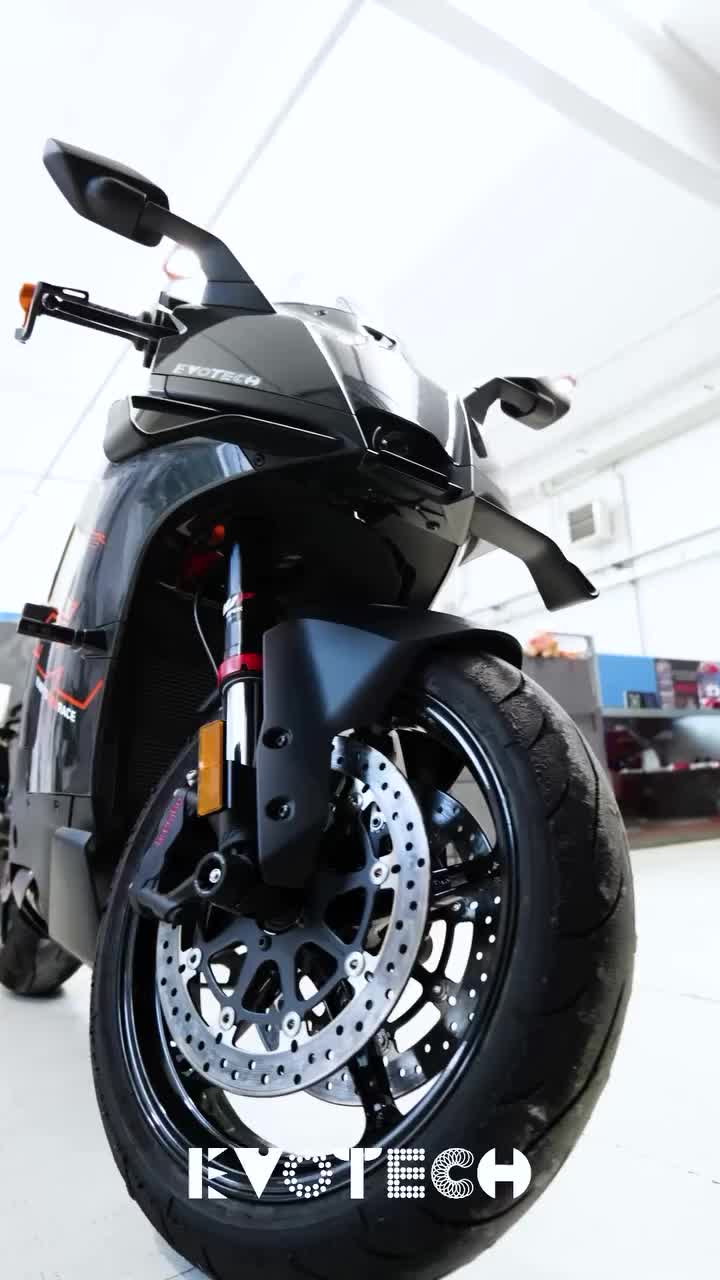 @TF SUPERBIKE