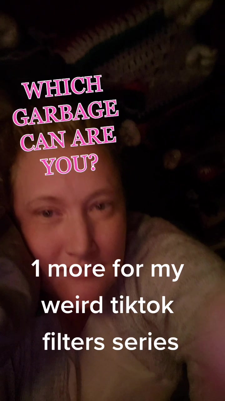 @Strawberriesandbooks