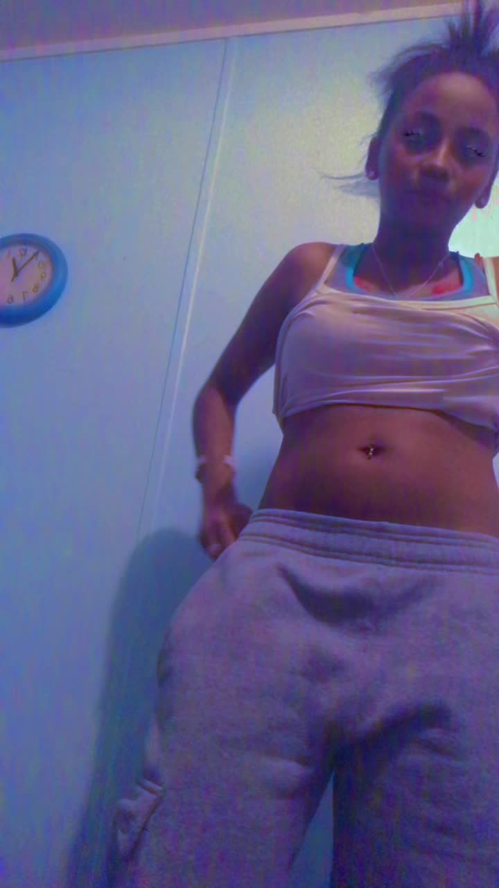 @Babygurl2025