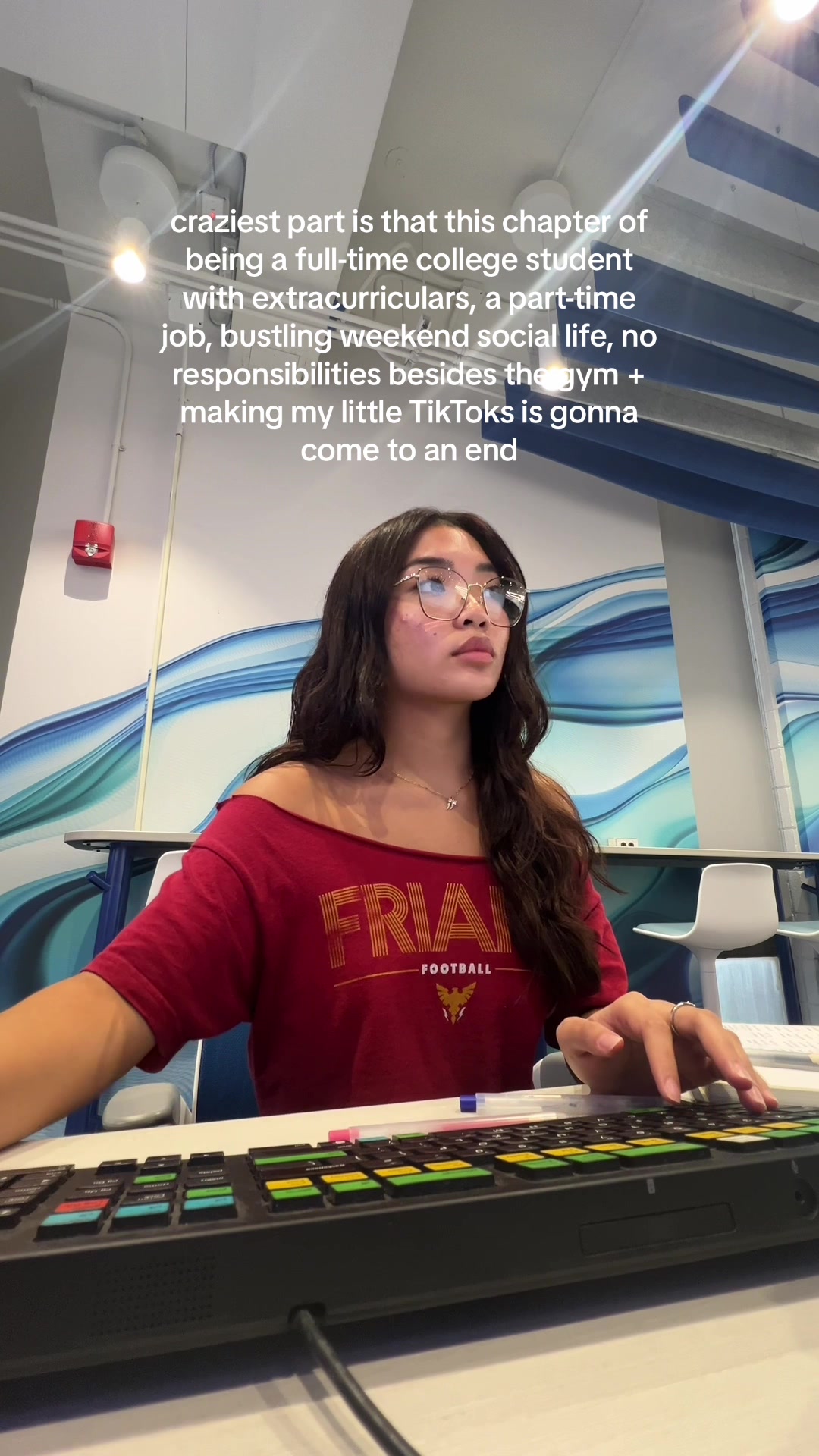 @LAUREN