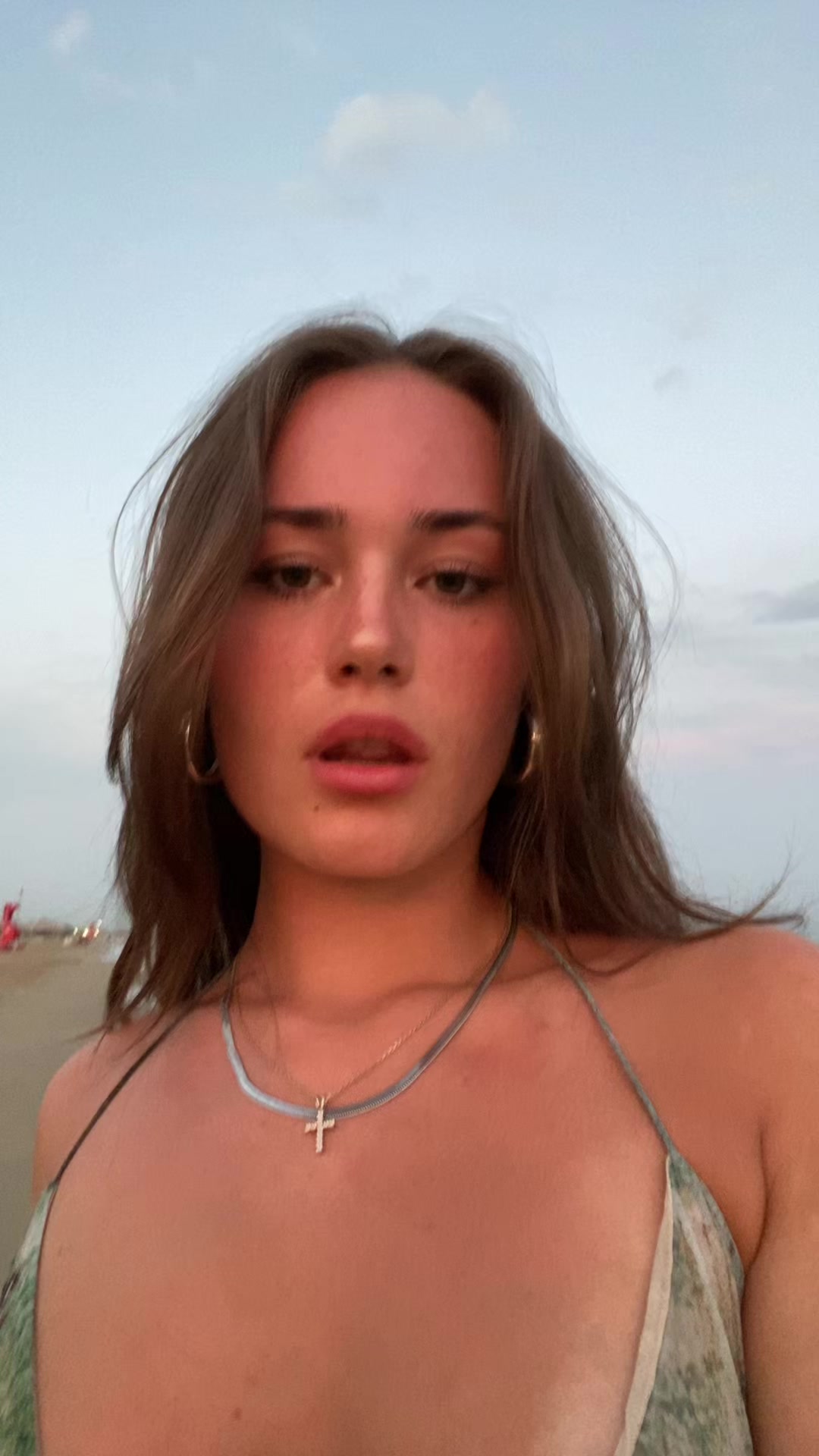 @Coraaaa