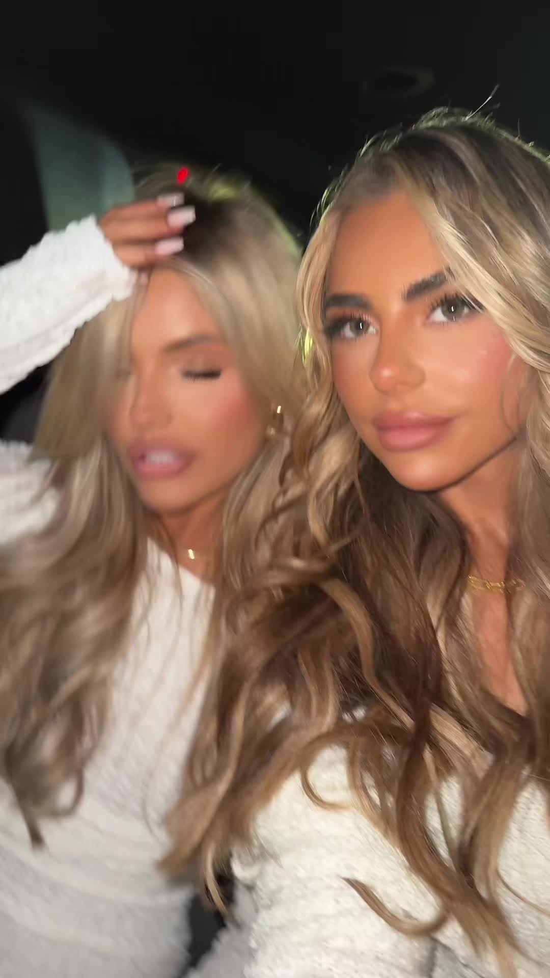 @isabellaellislawson