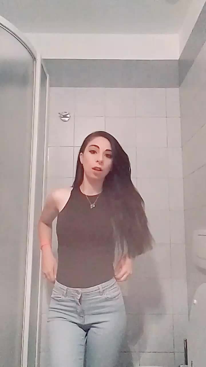 @angela