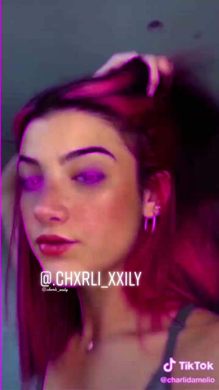 @Inès