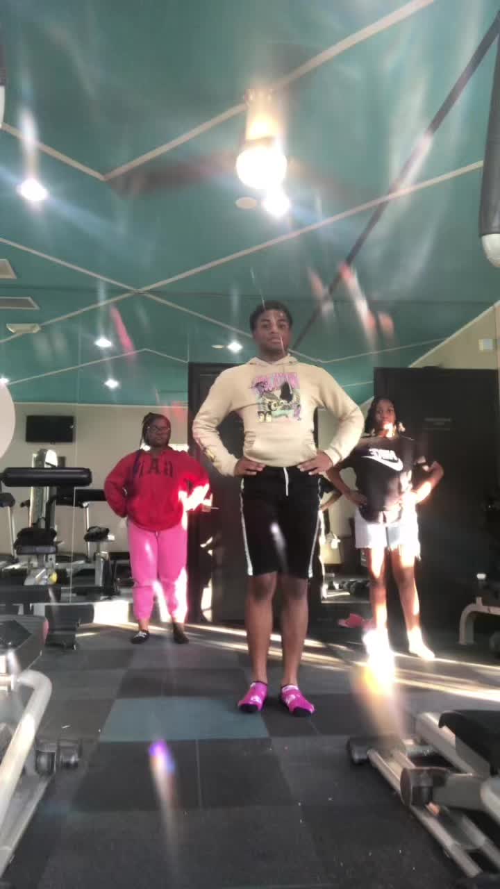 @D4 the dancer