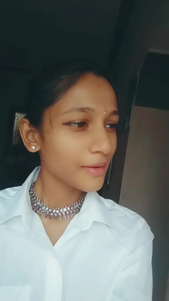 @Varsha._💜