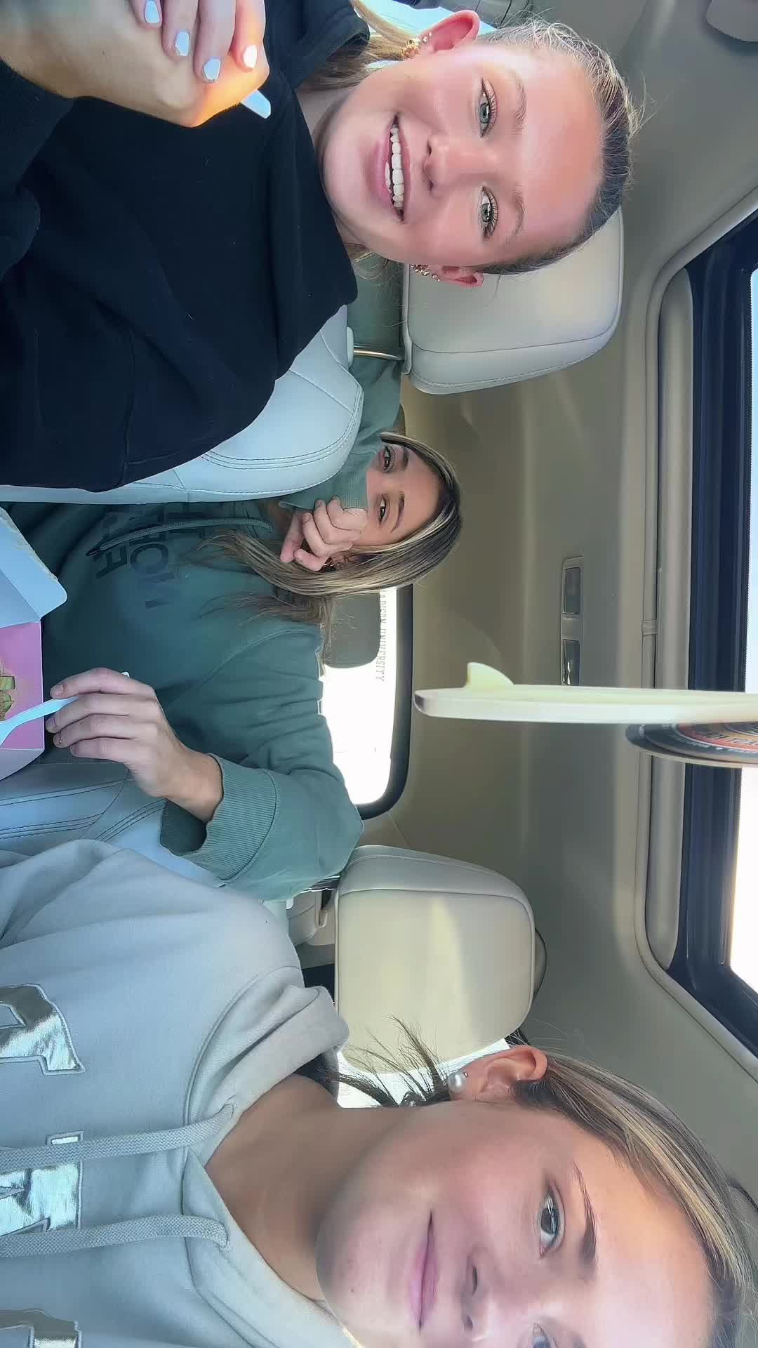 @oliviacasale_