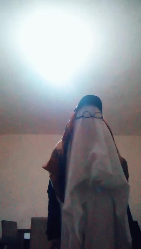 @R E S K O