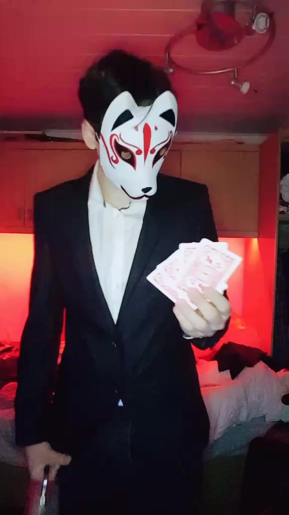 @HireliX