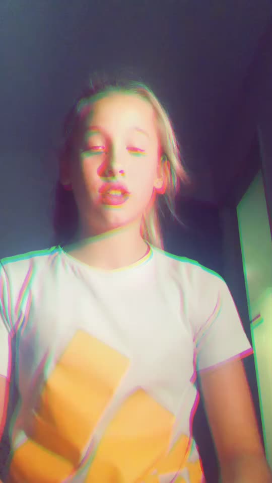 @Blondeeeeeee